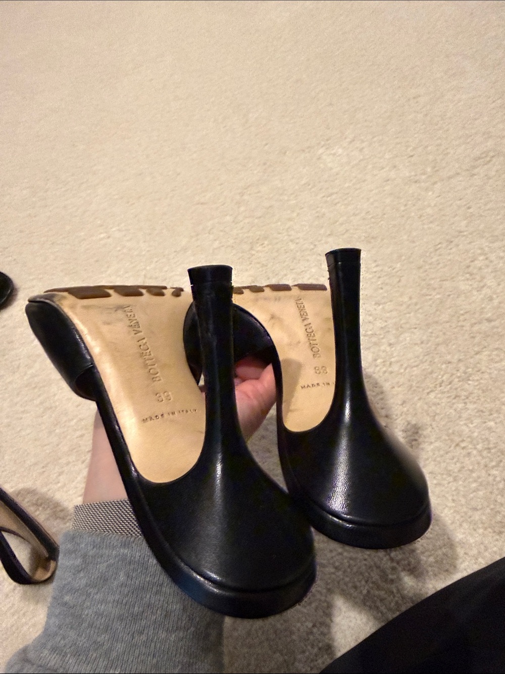Bottega Veneta Stretch Mule Sandals - Picture 7 of 9